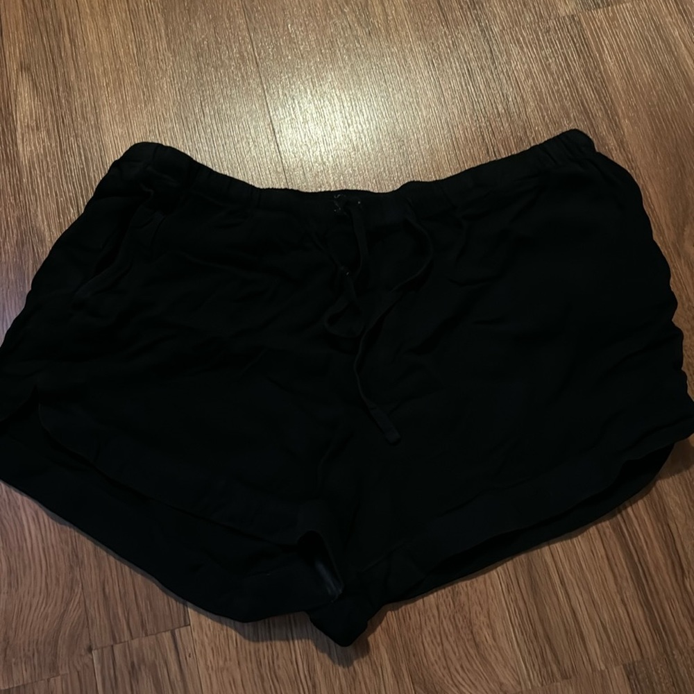 Linen black medium shorts from lulus